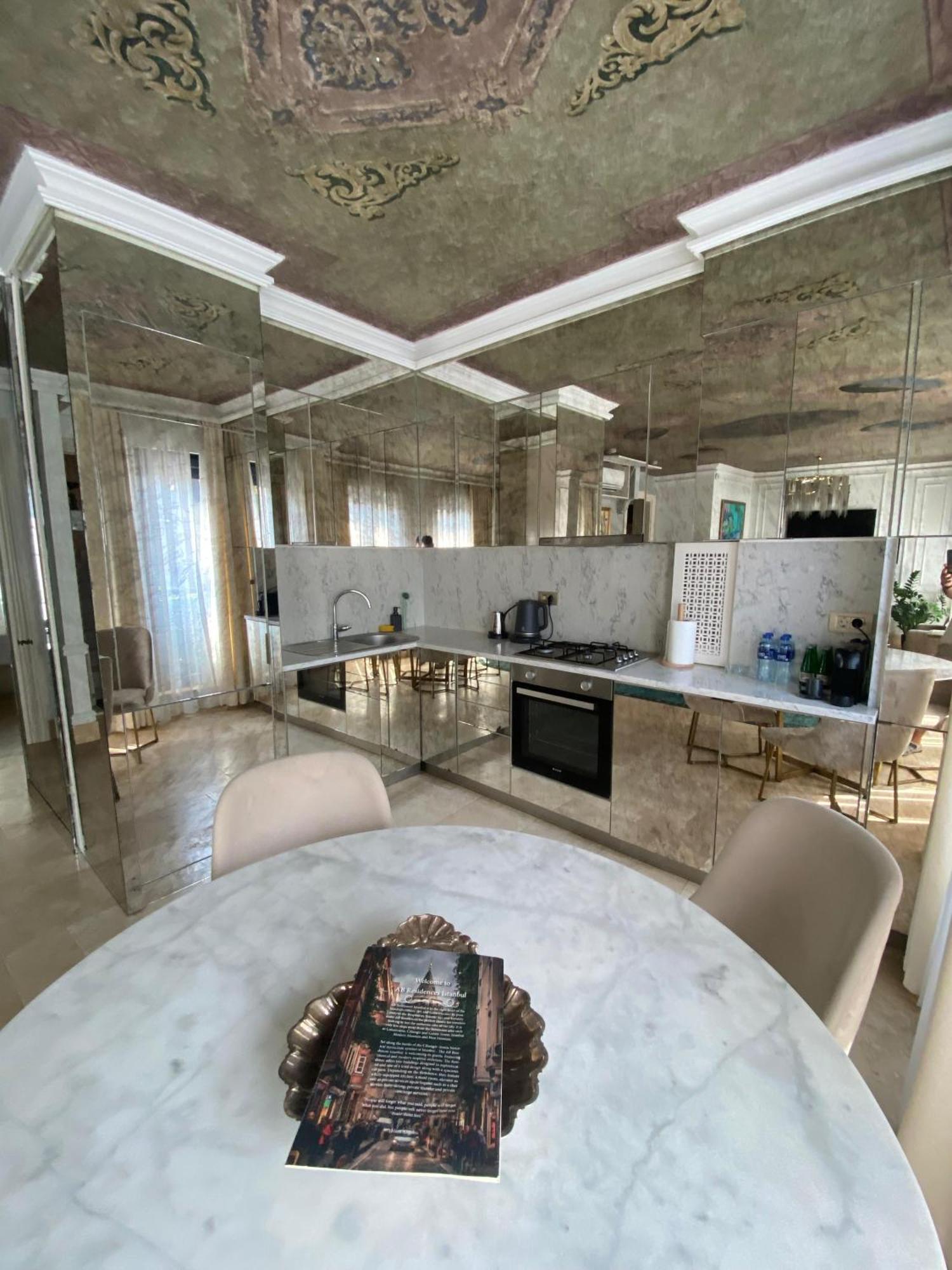 Ab Residences -Cihangir Luxury Antique Apartment Istanbul Exteriör bild